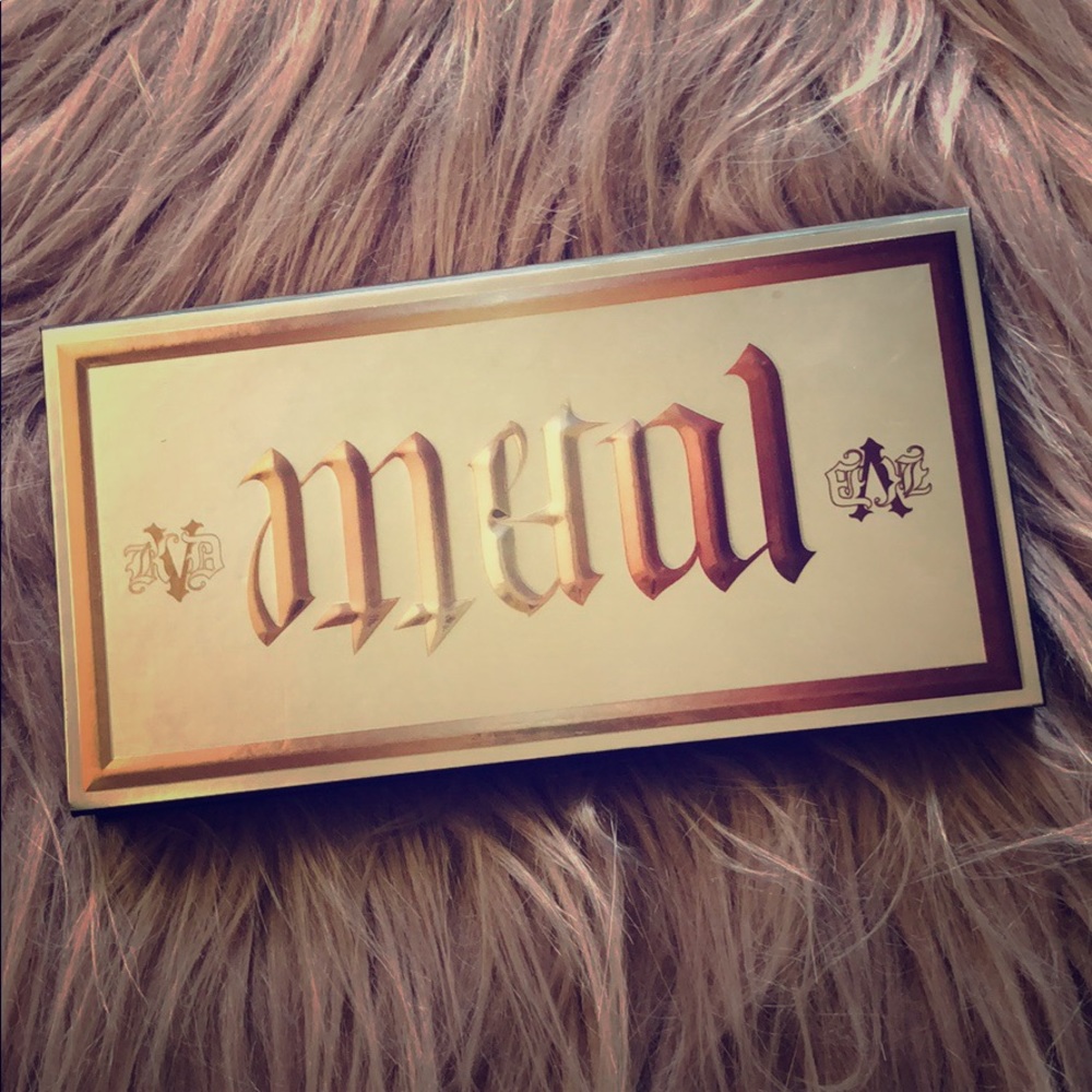 KAT VON D: METAL MATTE MINI PALETTE